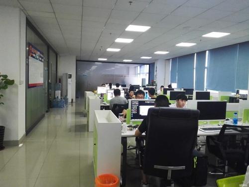 <b>CMS是什么意思，SEO如何选择CMS系统！</b>