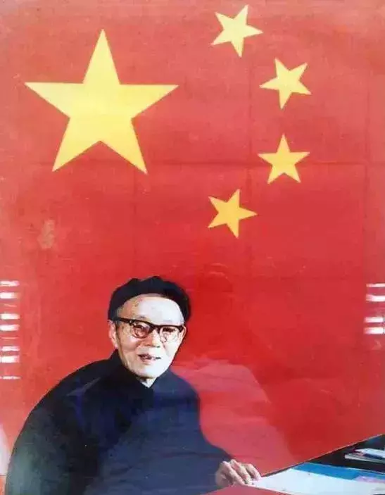 中国国旗设计者是谁（国旗设计者个人资料）
