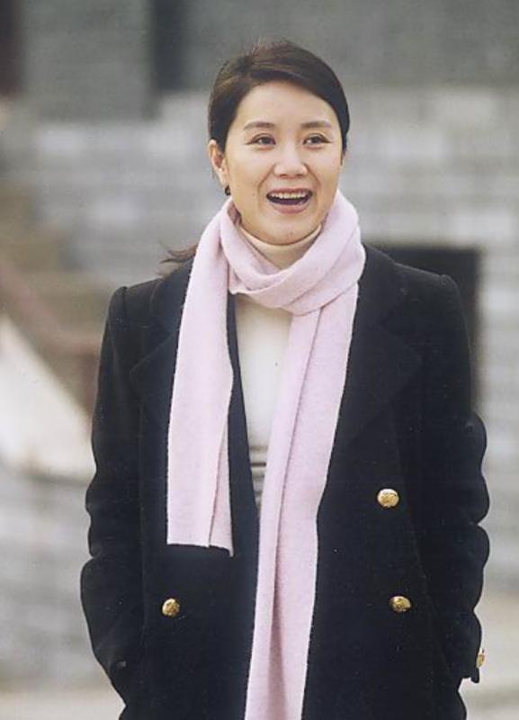 严晓频姐弟恋电视剧(严晓频丈夫是谁)