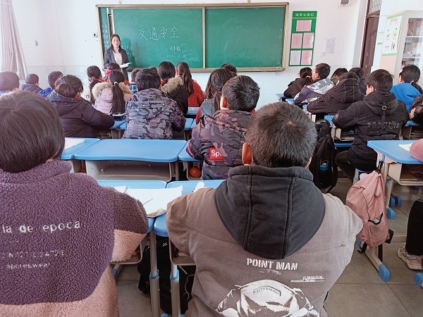 交通安全事故教育视频(交通安全事故手抄报)