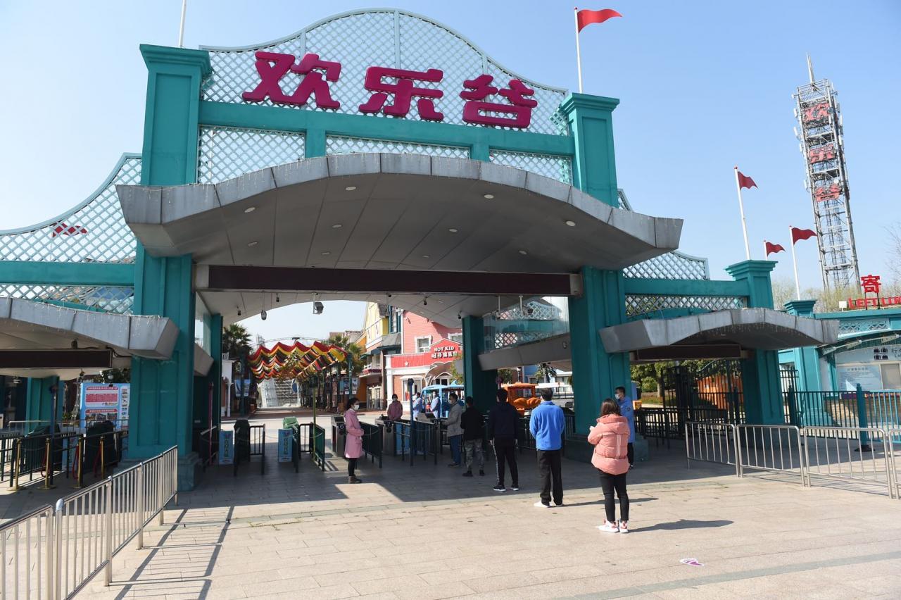 上海欢乐谷蹦极要钱吗(上海欢乐谷蹦极项目)