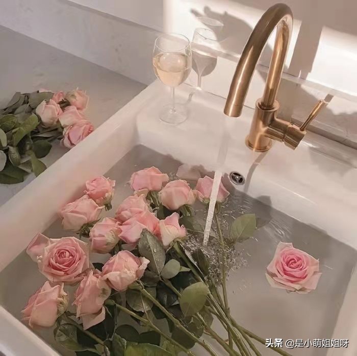 我在今日头条写作，1个月涨粉10000，日入100元