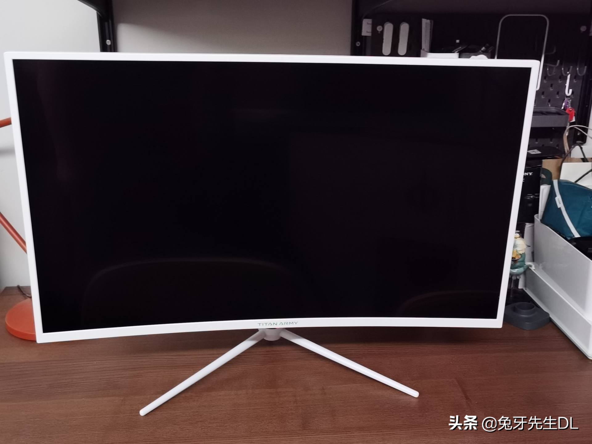 理性分析如何选择Switch的外接屏幕，入手泰坦军团38.5英寸显示器
