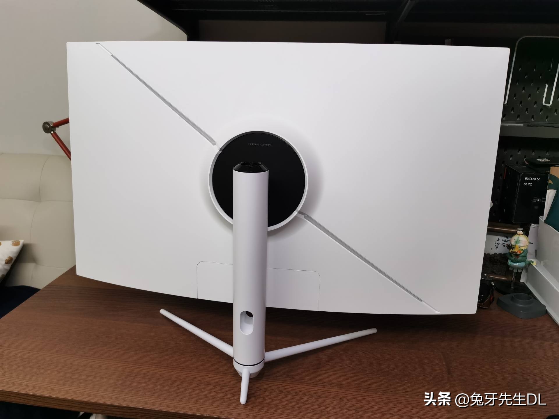理性分析如何选择Switch的外接屏幕，入手泰坦军团38.5英寸显示器