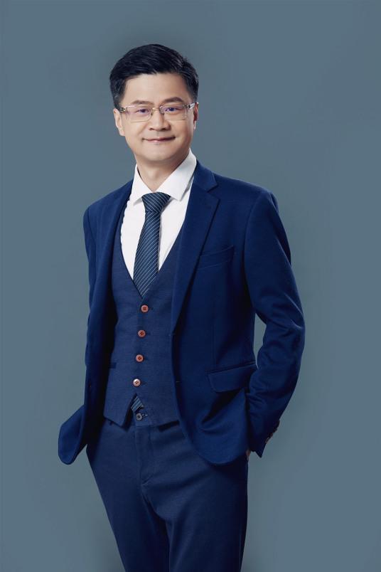 10亿老外视频发得欢，复旦硕士忙着收账单