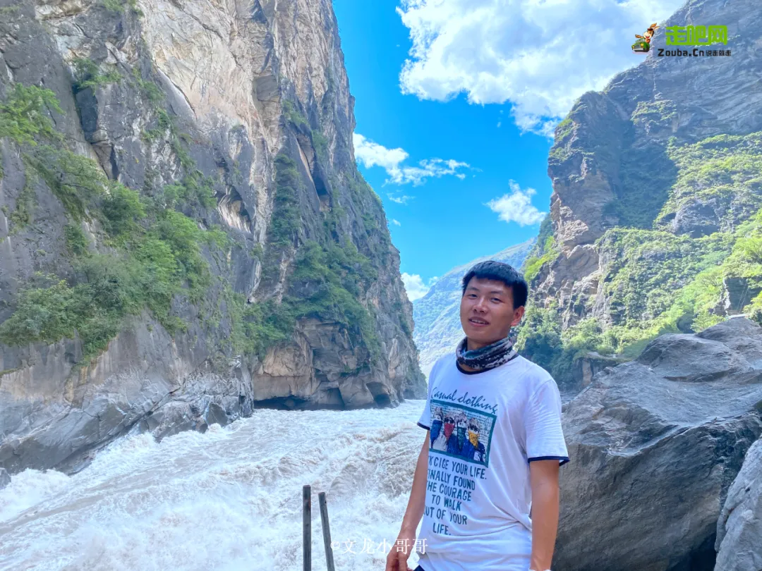 95年后，Shanxi Guy辞去了旅行自媒体的辞职，旅行了一年多，没有后悔或后悔。
