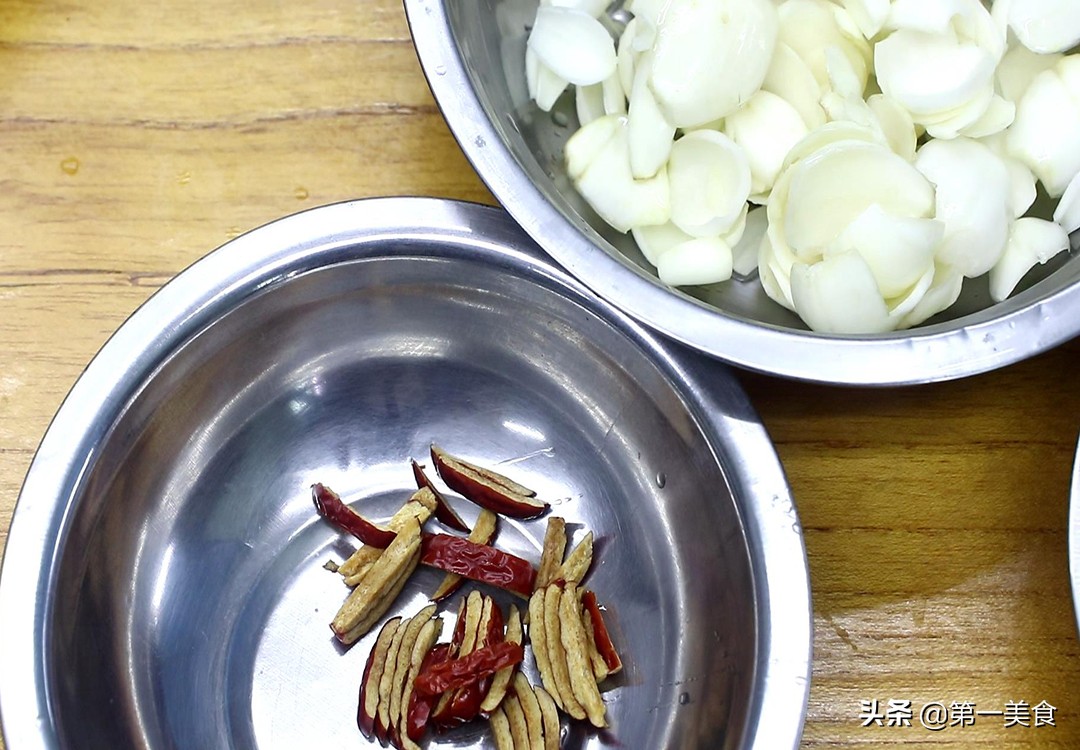 冬季女性养生食谱（推荐几款秋冬最好喝的营养汤食谱）(5)