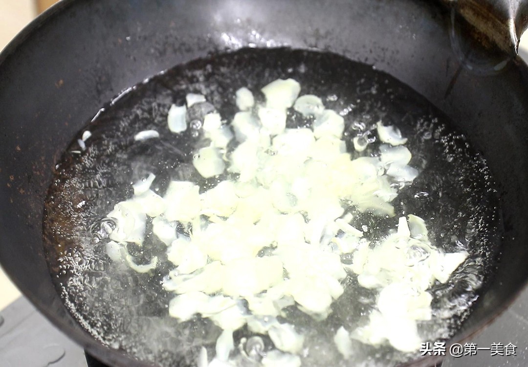 冬季女性养生食谱（推荐几款秋冬最好喝的营养汤食谱）(8)