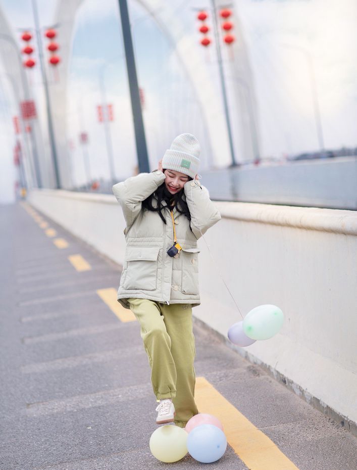 女装羽绒服品牌比较好的推荐（羽绒服哪个品牌价格不贵又保暖）(1)