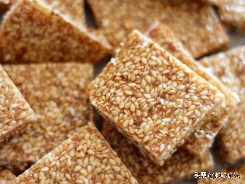 小年吃什么传统食物（小年送灶神的正确方法）(6)