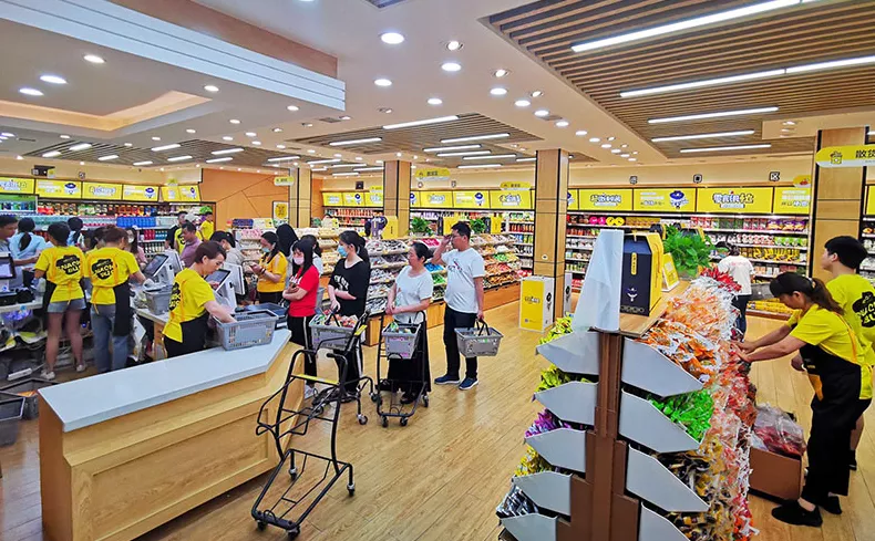 小食品批发生意好做吗（零食店一般营业额多少）(19)
