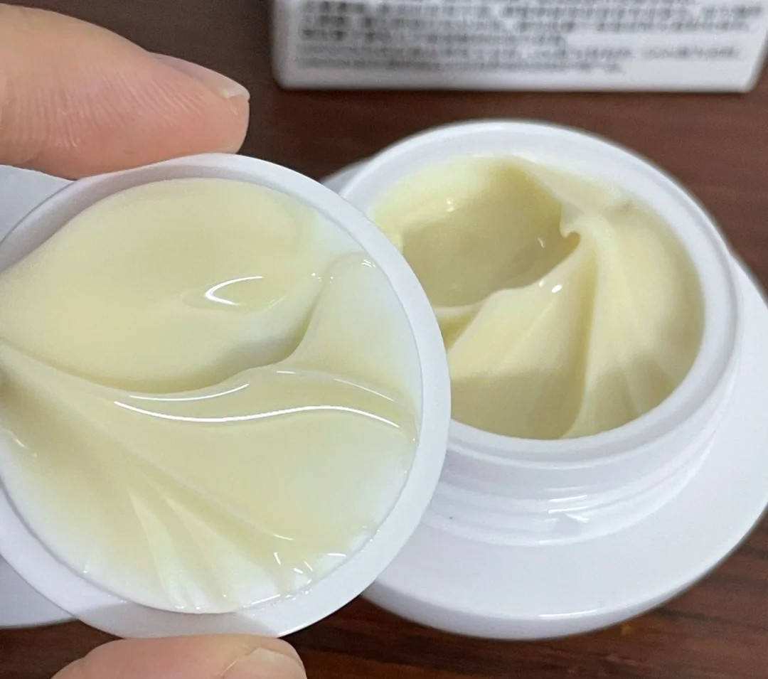 平价好用眼霜有哪些（这4款“国货眼霜”便宜又好用）(10)